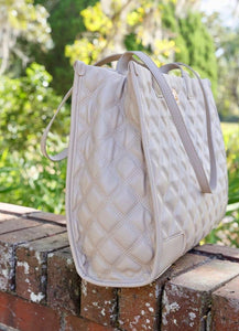 Caroline Hill - Shane Tote NUDE QUILTED DQ: Default