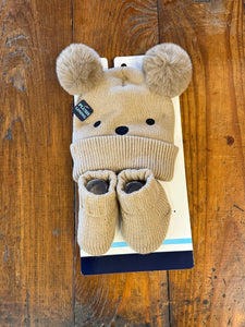 2 Piece Plush Lined Hat and Bootie Set Bear
