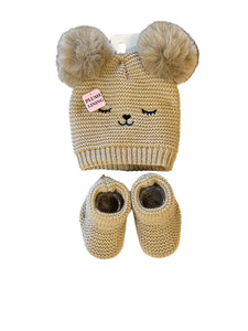 2 Piece Plush Lined Hat and Bootie Set