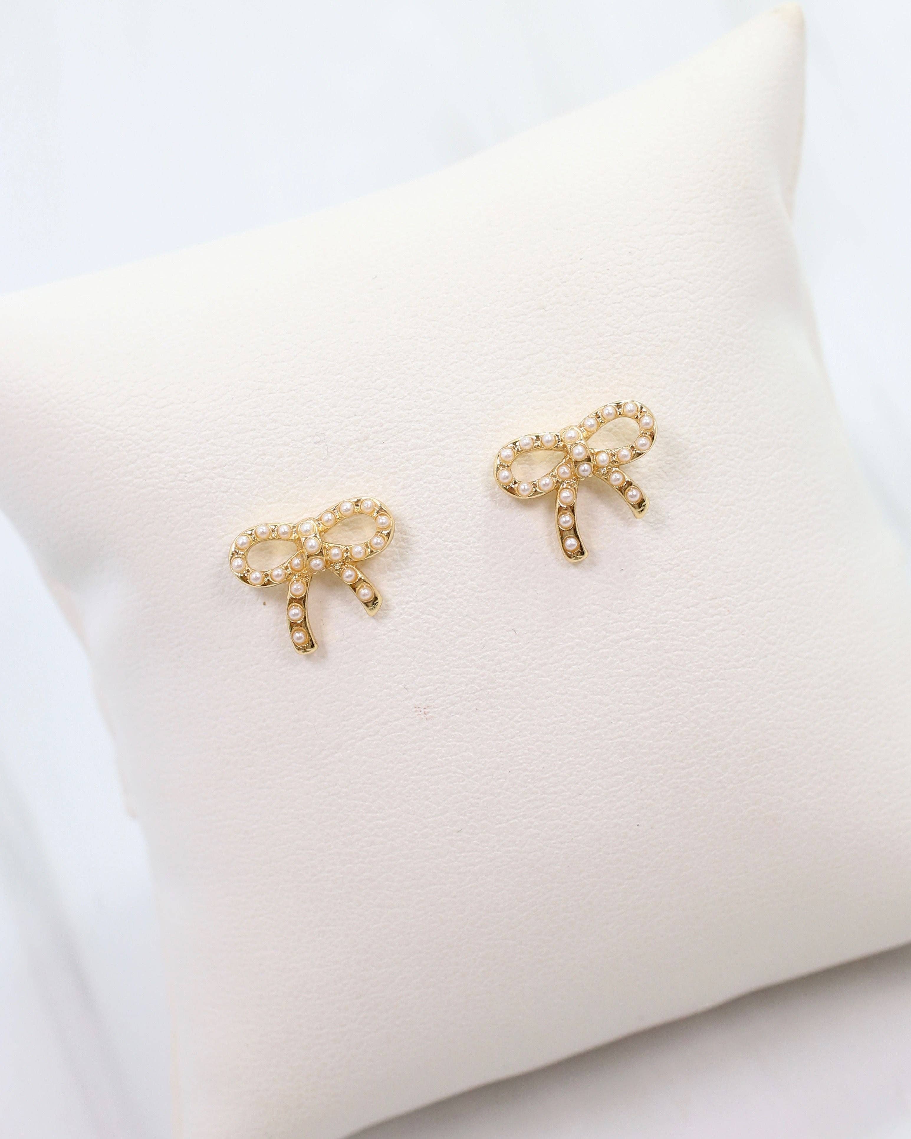 Caroline Hill - Carolina Pearl Bow Stud Gold