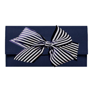 Peachy Pendants - Cambridge Clutch - Navy with Interchangeable Bow: Tartan Plaid